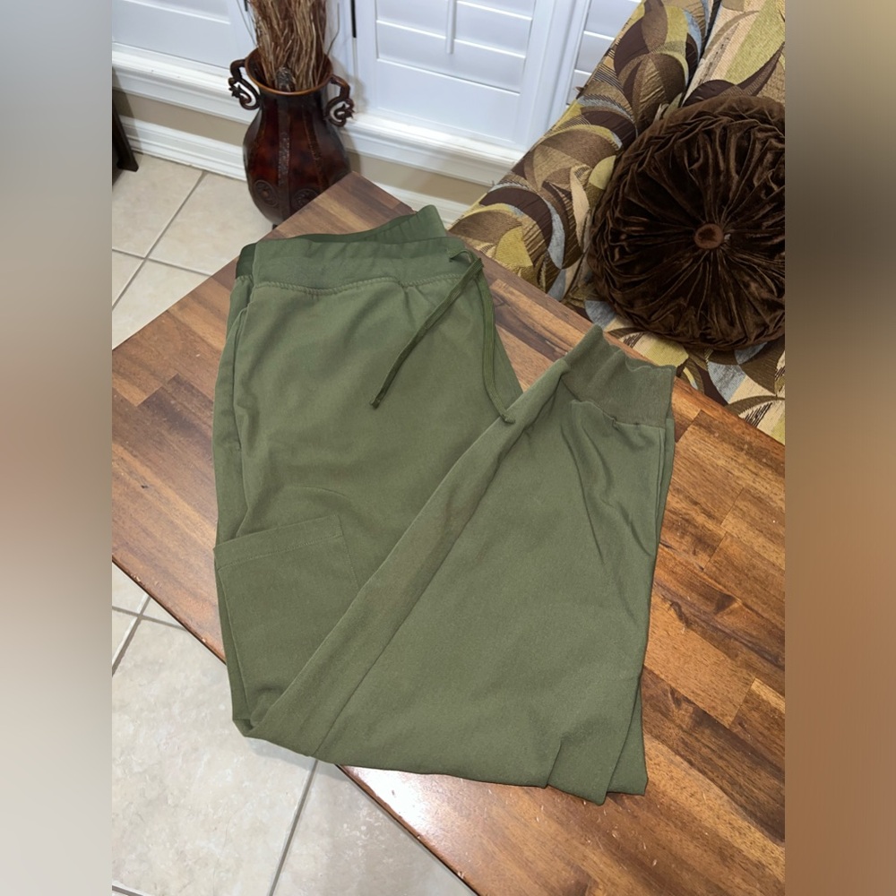 Women’s Olive Green Jogger Pants - Comfortable Casual Fit